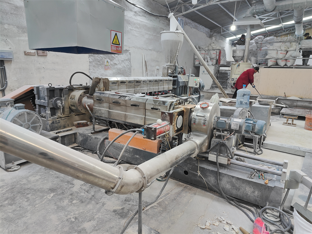 滑石粉母粒造粒機(jī)_納米滑石粉母